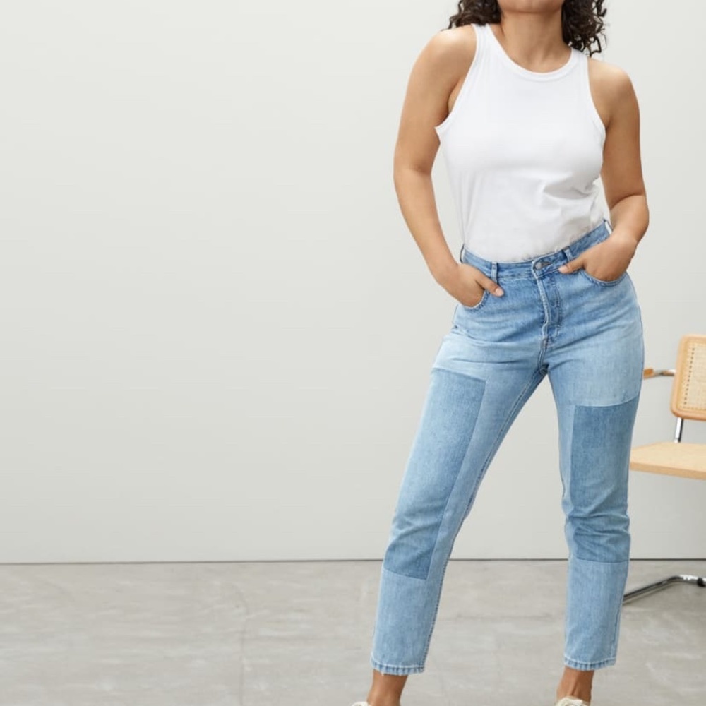 Everlane Light Wash Denim High Rise Button Fly The 90s Cheeky Jean size 26 Crop